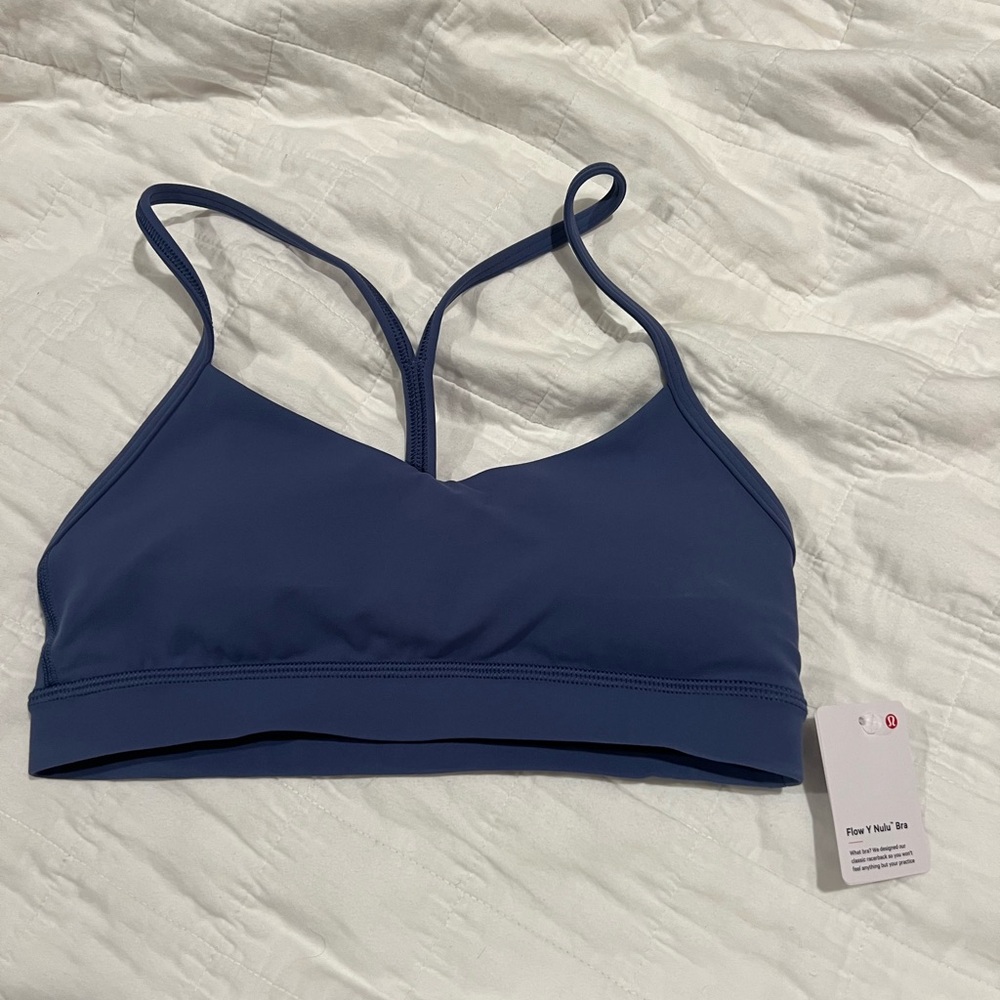 Lululemon Flow Y Nulu Bra